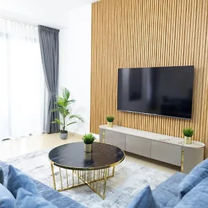 Jbr By Happy Season , Dubai Emirati Arabi Uniti