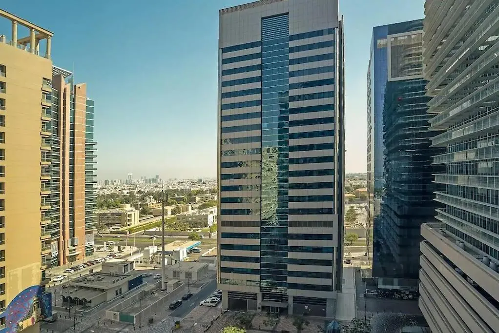 Spacious 3 Bedroom Apartm Beach Front Abu Dhabi
